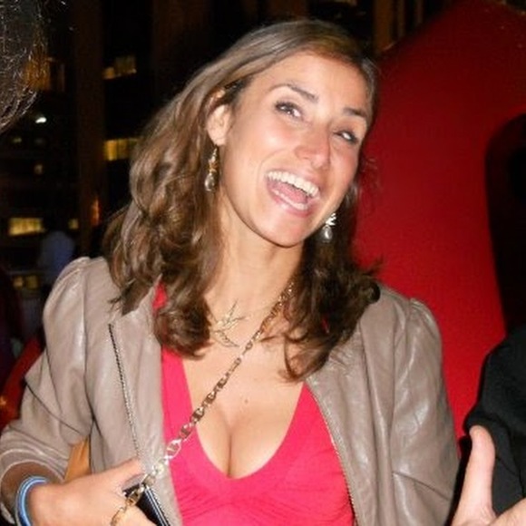 Meet your Posher, Giorgia - Picture 1 of 1